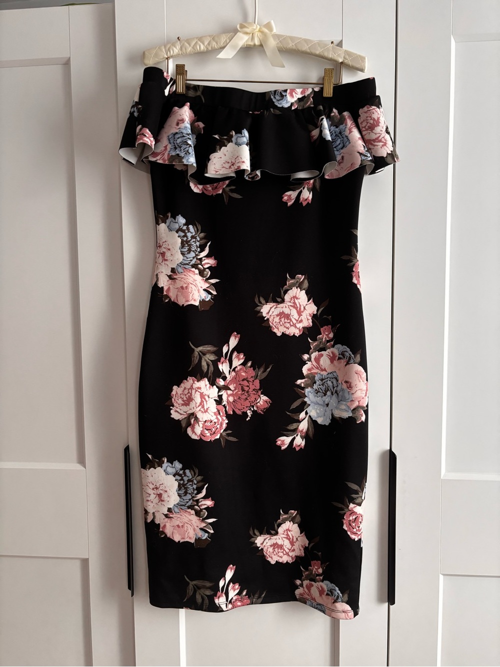 Ardene Black Off-the-Shoulder Floral Midi Dress with Pink & Blue Blooms